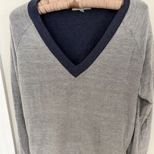 Women’s great and blue Cielo V neck sweater.